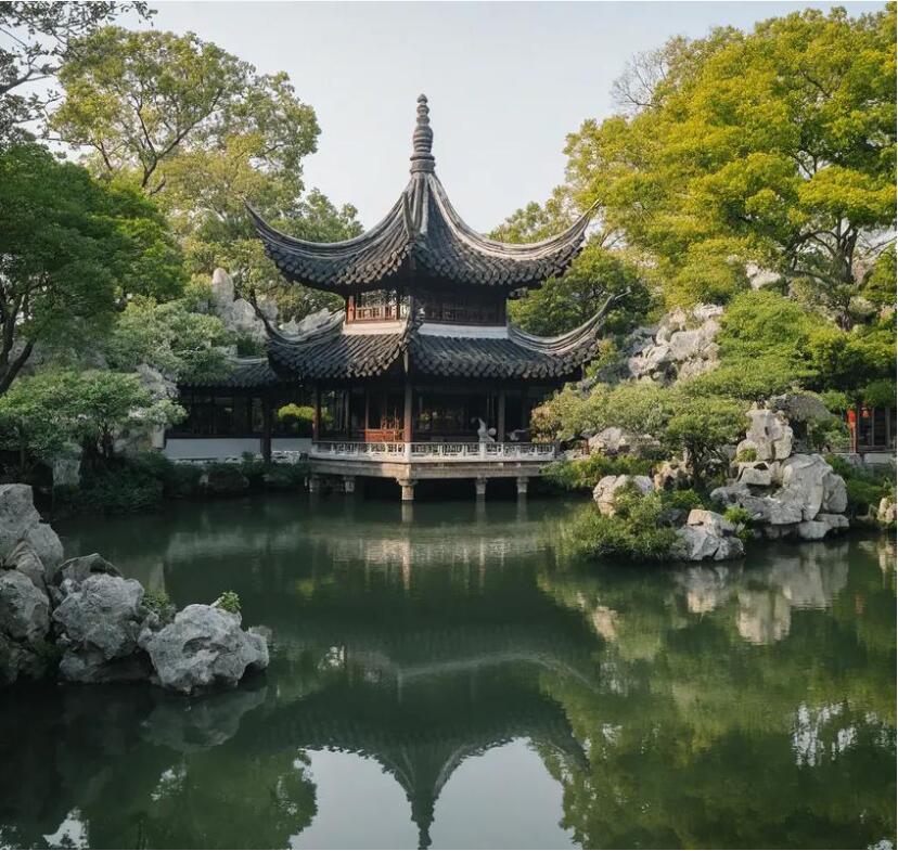 爱辉区雨双土建有限公司